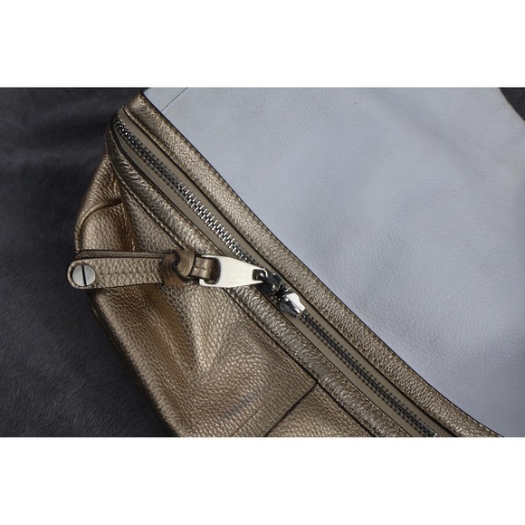 B Makowsky Shoulder Bag Womens Medium Gold White Leather Zip Purse Handbag - Picture 9 of 11